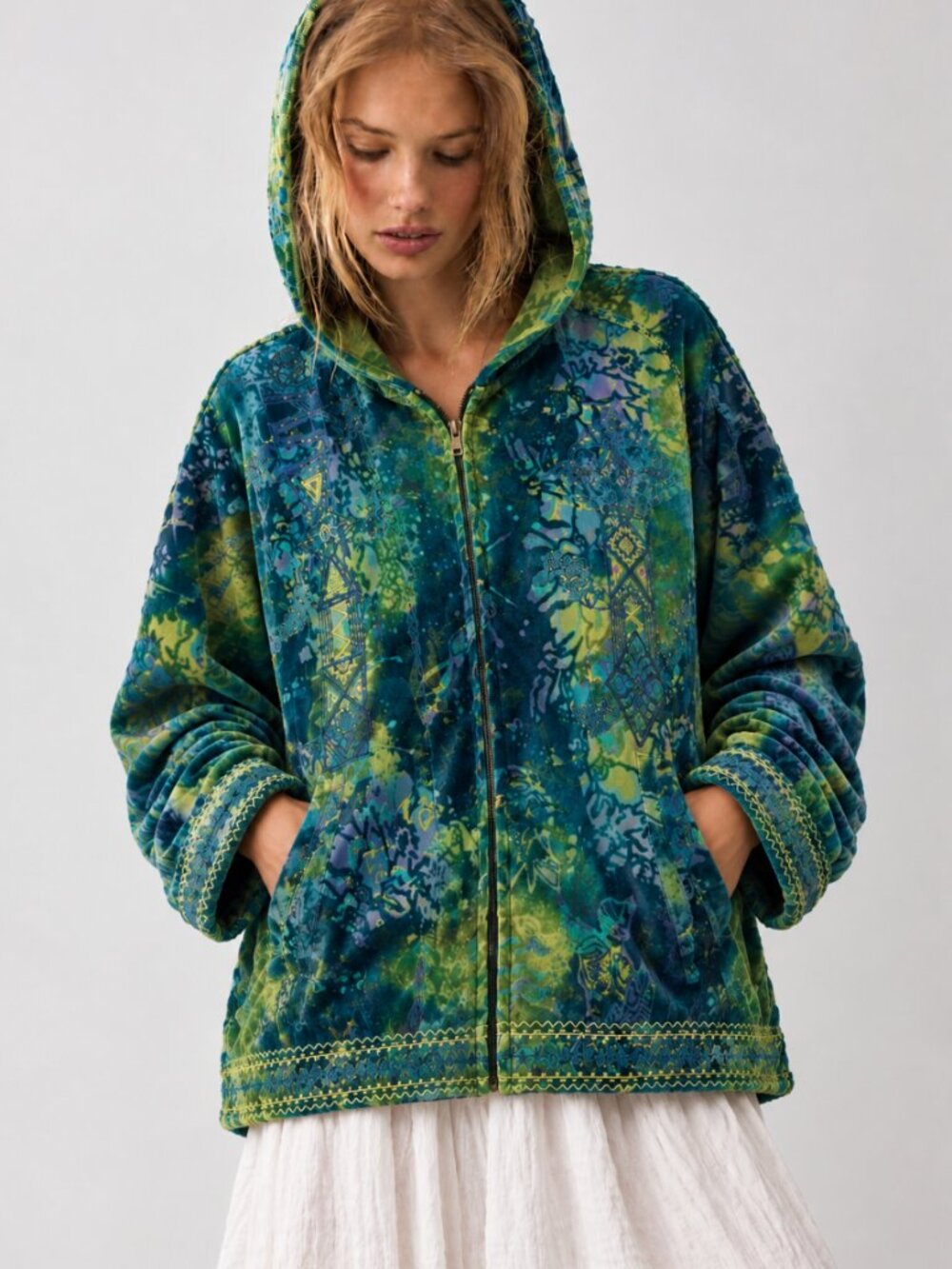 CHICO'S RAYON SILK BURNOUT VELVET EMBELLISHED ZIP JACKET